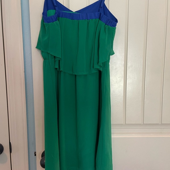 Ya size medium dress - Picture 4 of 4
